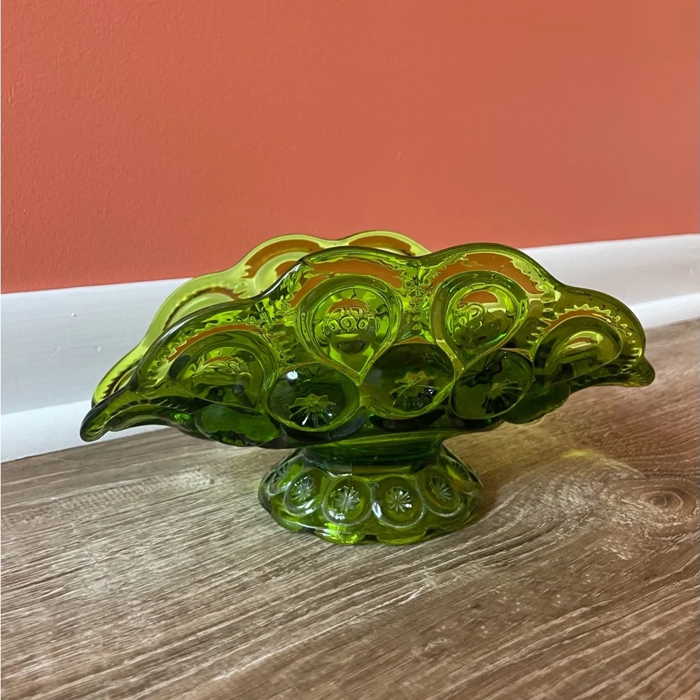 Vintage 1960’s L.E. Smith Glass Moon and Stars Banana Boat - Picture 14 of 15